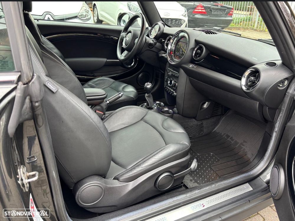 MINI Cabrio Cooper SD - 5