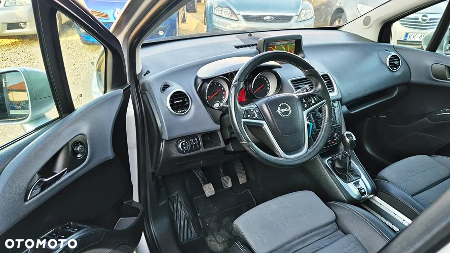 Opel Meriva 1.4 T Cosmo - 32
