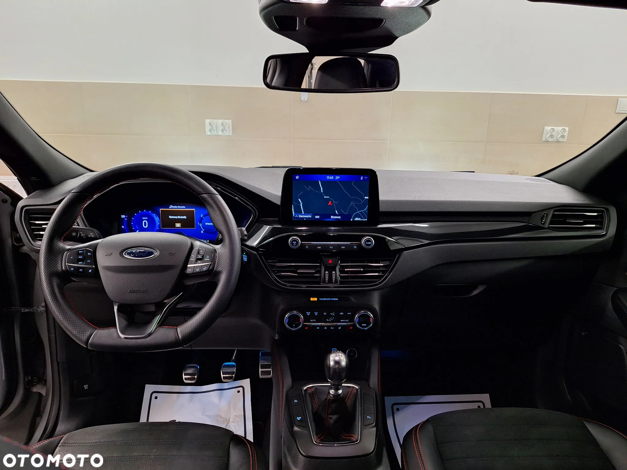Ford Kuga 2.0 EcoBlue Hybrid ST-LINE X - 24