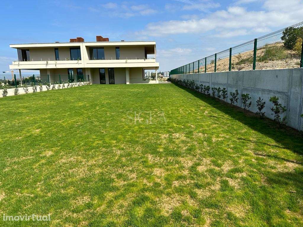 Moradia com Piscina e Vistas de Rio - Grande imagem: 5/39