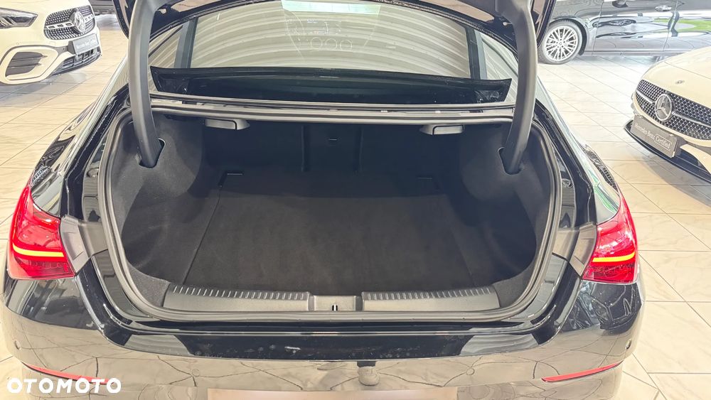 Mercedes-Benz CLA 200 mHEV AMG Line 7G-DCT - 36