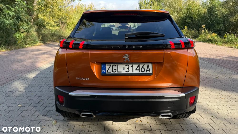 Peugeot 2008 1.2 Pure Tech GPF Allure S&S - 12