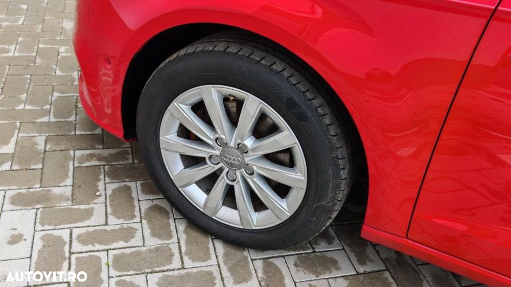 Audi A3 Sportback 2.0 TDI (clean diesel) S tronic S line Sportpaket - 29