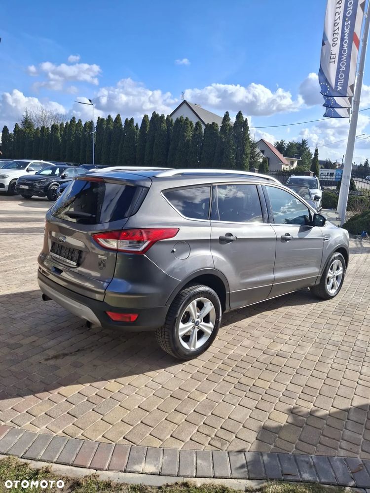 Ford Kuga 1.6 EcoBoost 2x4 Titanium - 7