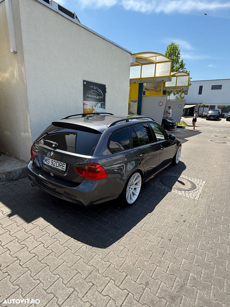 BMW Seria 3 320d - 4
