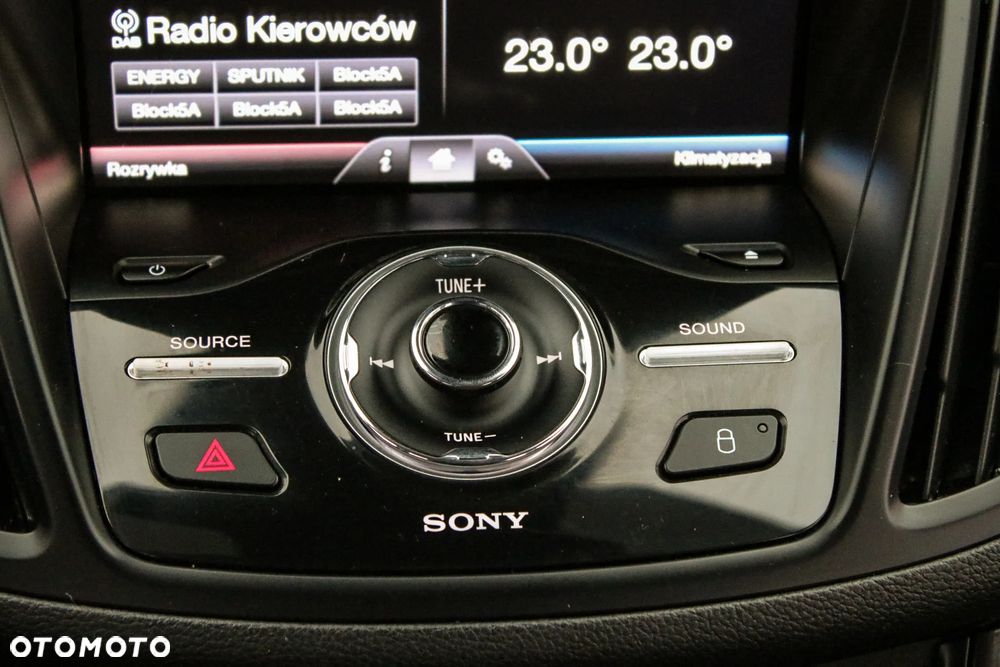 Ford Kuga 2.0 TDCi FWD Titanium - 33