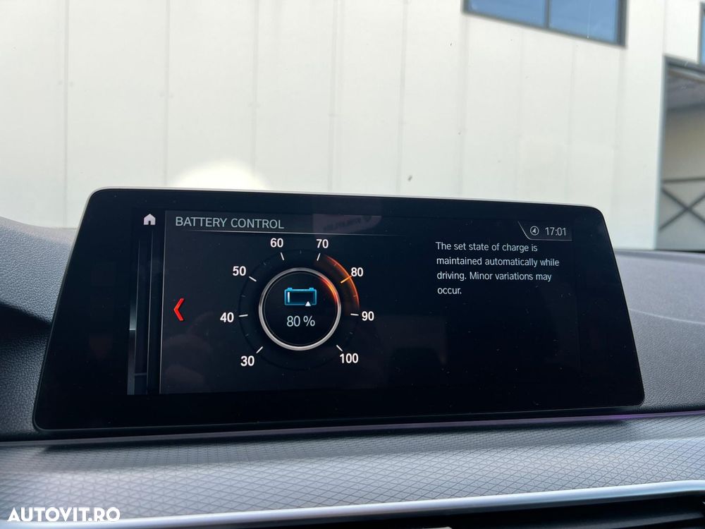 BMW Seria 5 530e AT PHEV - 36