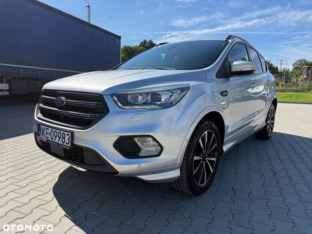 Ford Kuga 1.5 EcoBoost 2x4 ST-Line - 3