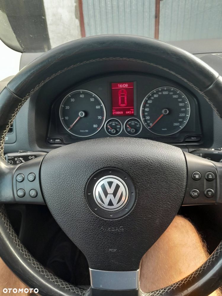Volkswagen Golf 1.6 Comfortline - 5