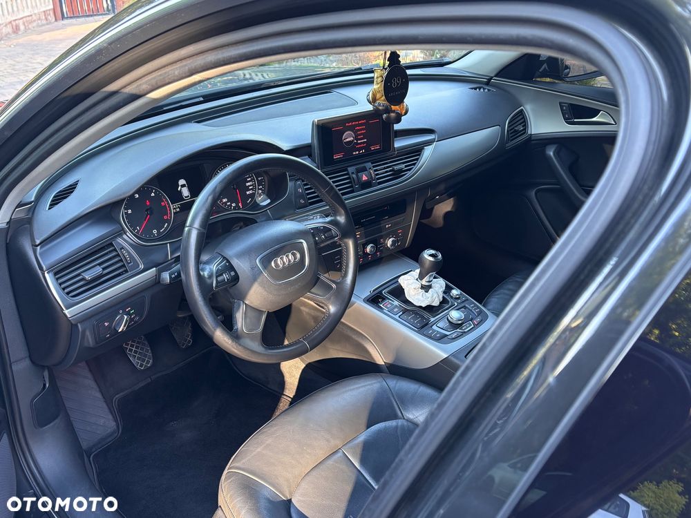 Audi A6 Avant - 17