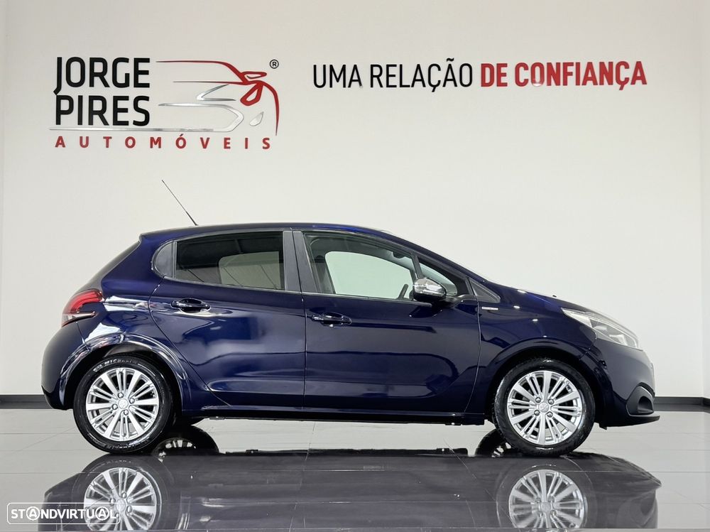 Peugeot 208 1.2 PureTech Style - 4