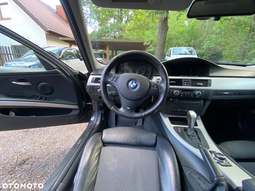 BMW Seria 3 - 33