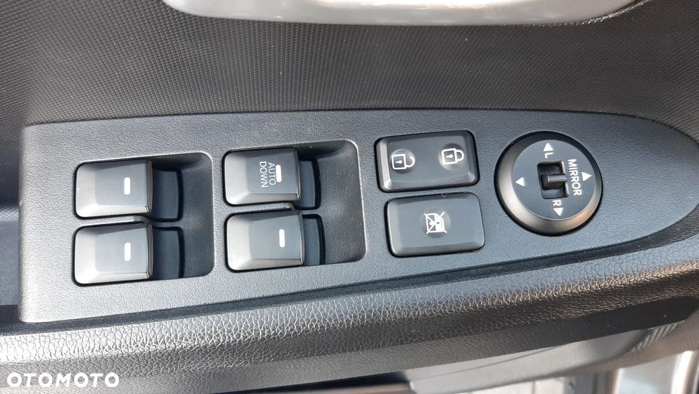 Kia Sportage 2.0 M - 8