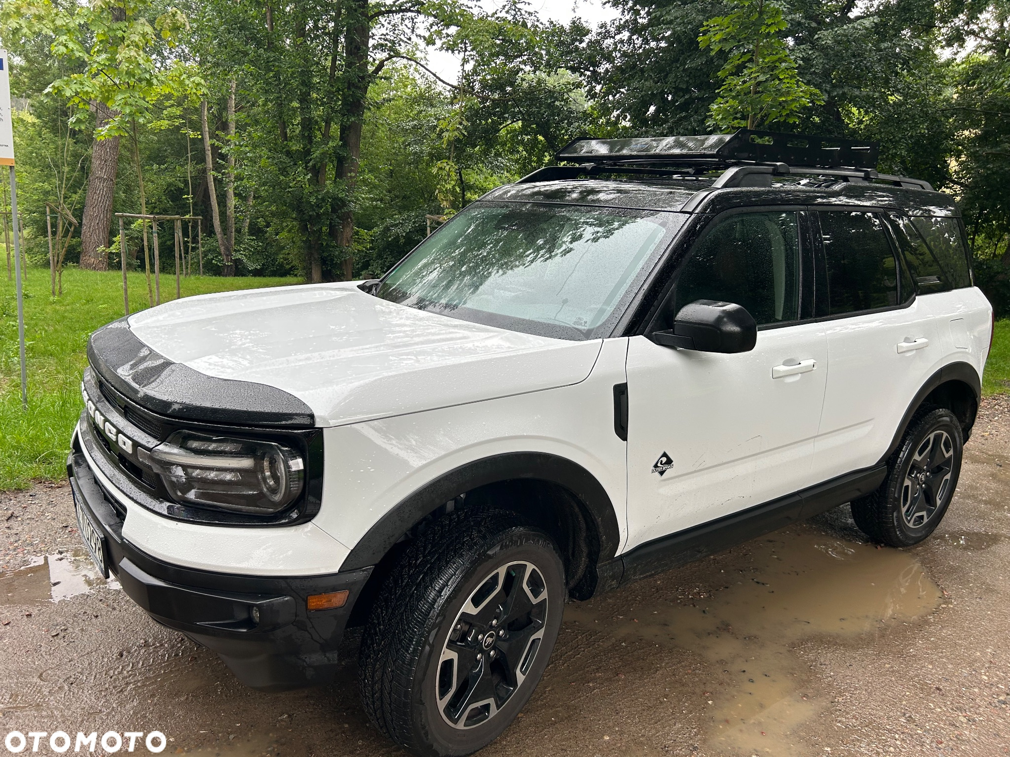 Ford Bronco - 3