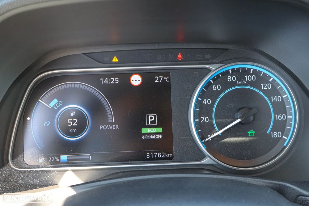 Nissan Leaf Acenta - 23