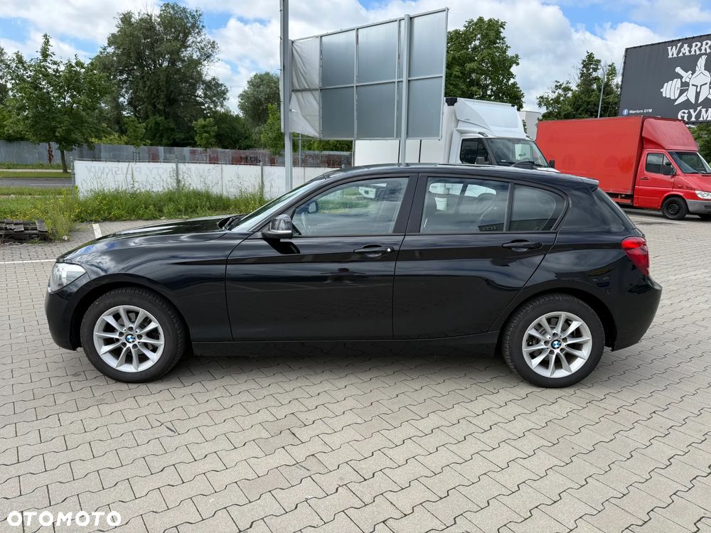 BMW Seria 1 118d DPF Edition Sport - 12