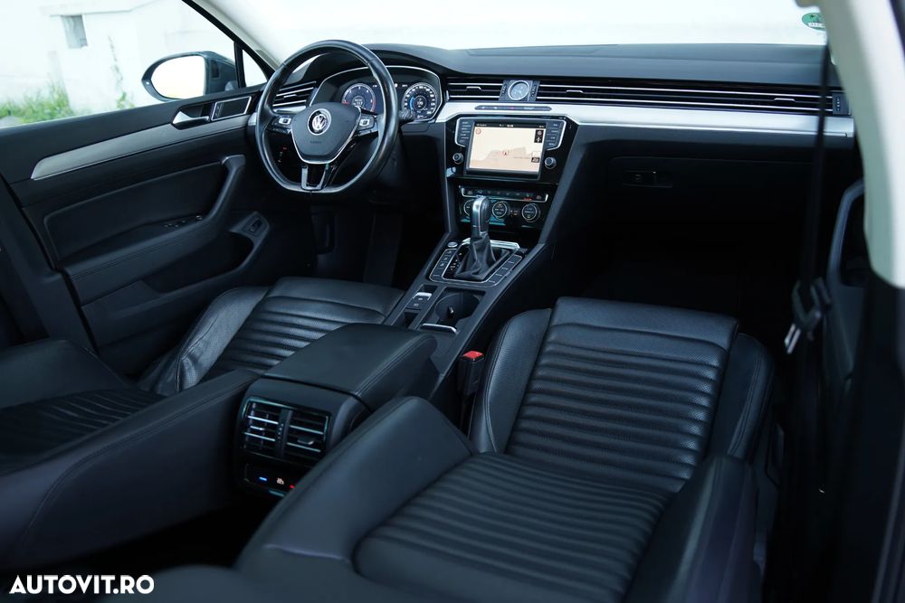 Volkswagen Passat 2.0 TDI DSG 4Motion Highline - 12