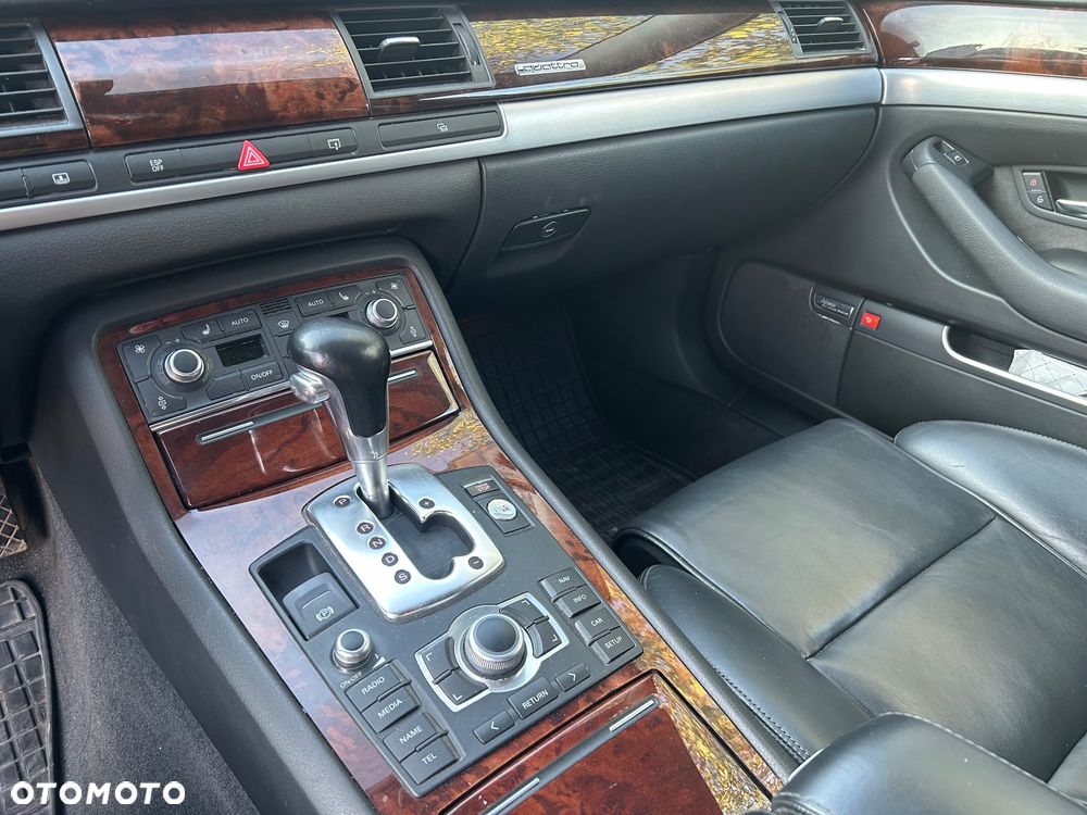 Audi A8 4.2 TDI Quattro - 13