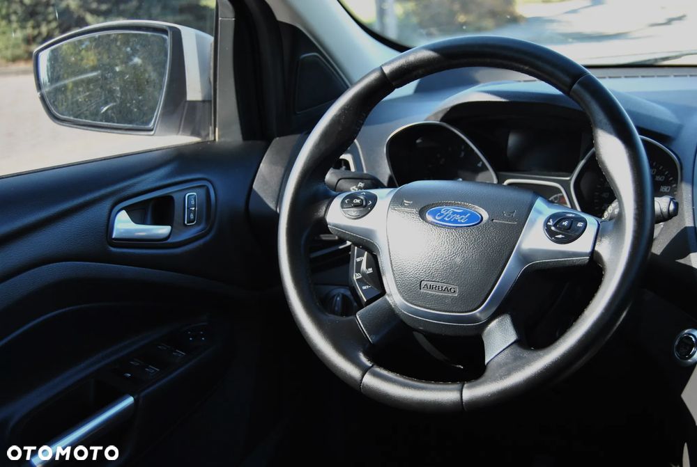 Ford Kuga 2.0 TDCi 2x4 SYNC - 10