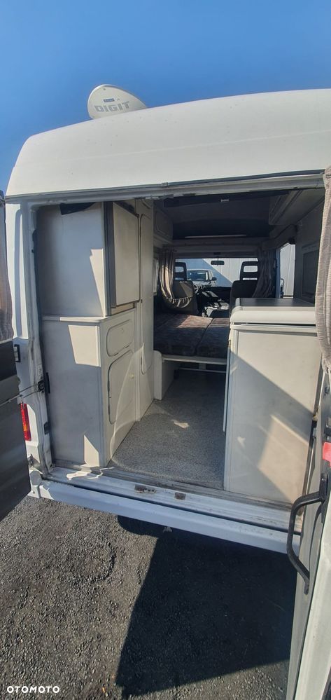 Mercedes-Benz MB100 - 9