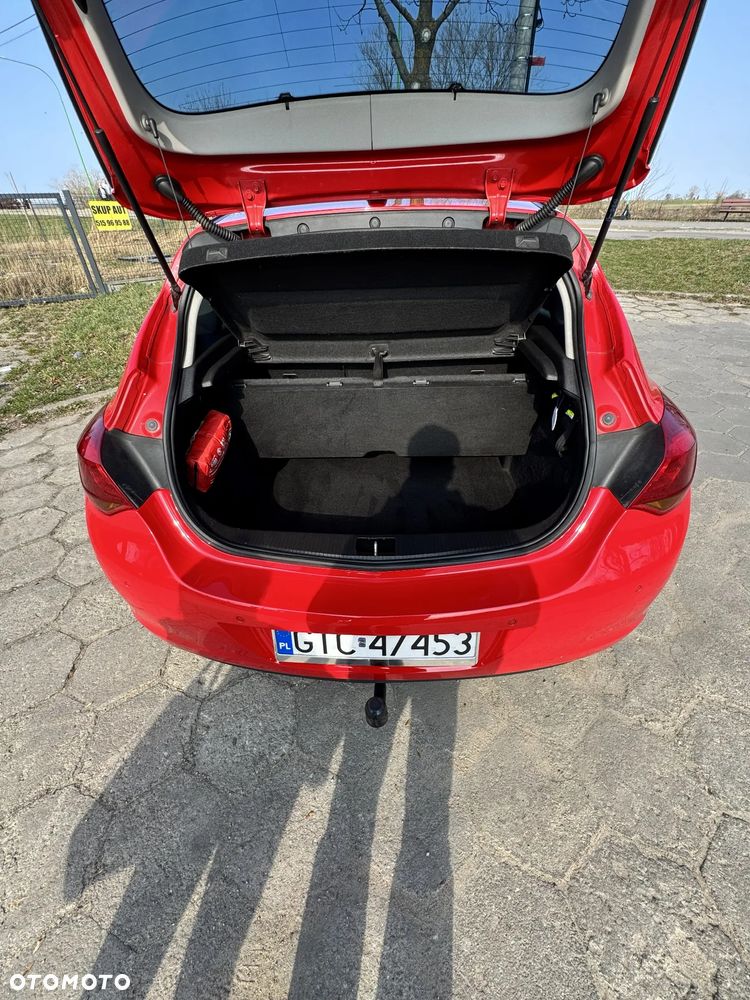 Opel Astra 1.7 CDTI Cosmo - 10