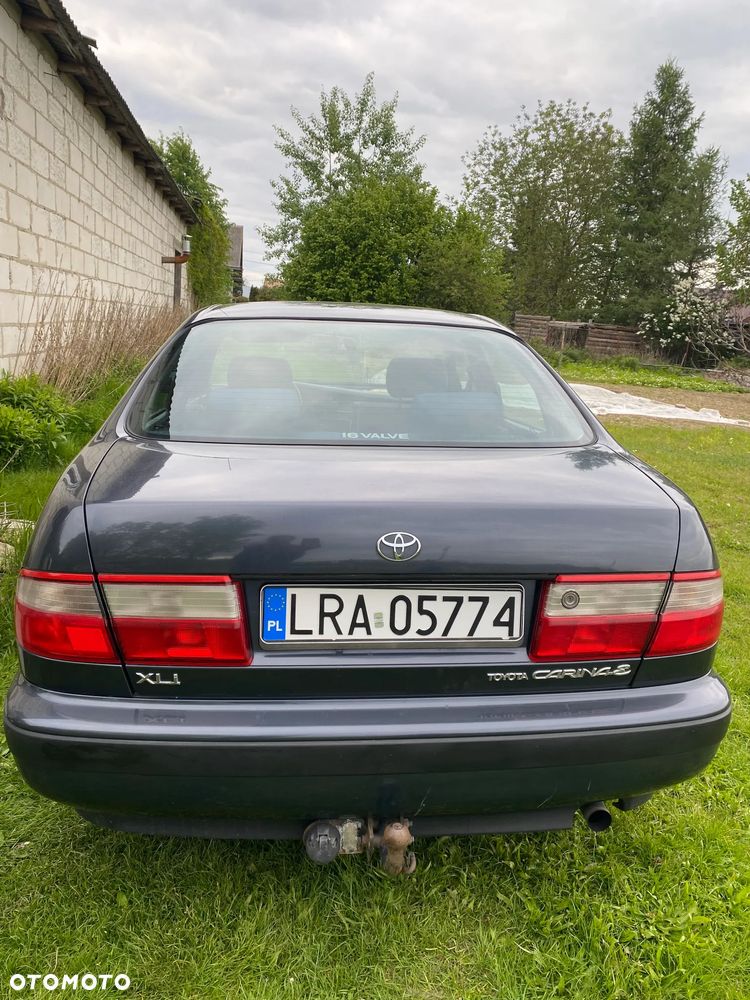 Toyota Carina - 6