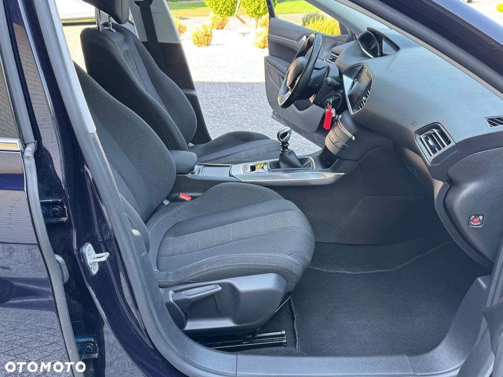 Peugeot 308 BlueHDi FAP 120 Stop & Start Allure - 28