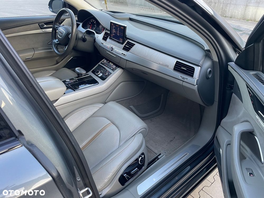 Audi A8 4.0 TFSI cylinder on demand quattro tiptronic Lang - 22