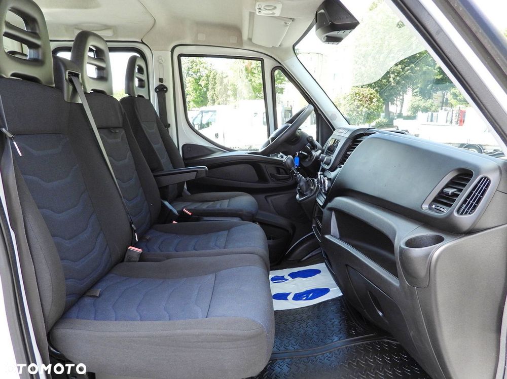 Iveco DAILY 35S14 SKRZYNIA PODWÓJNA KABINA DOKA 7 MIEJSC TEMPOMAT KLIMATYZACJA  135KM - 36