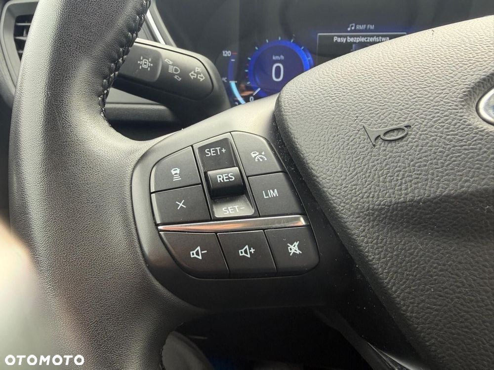 Ford Kuga - 14
