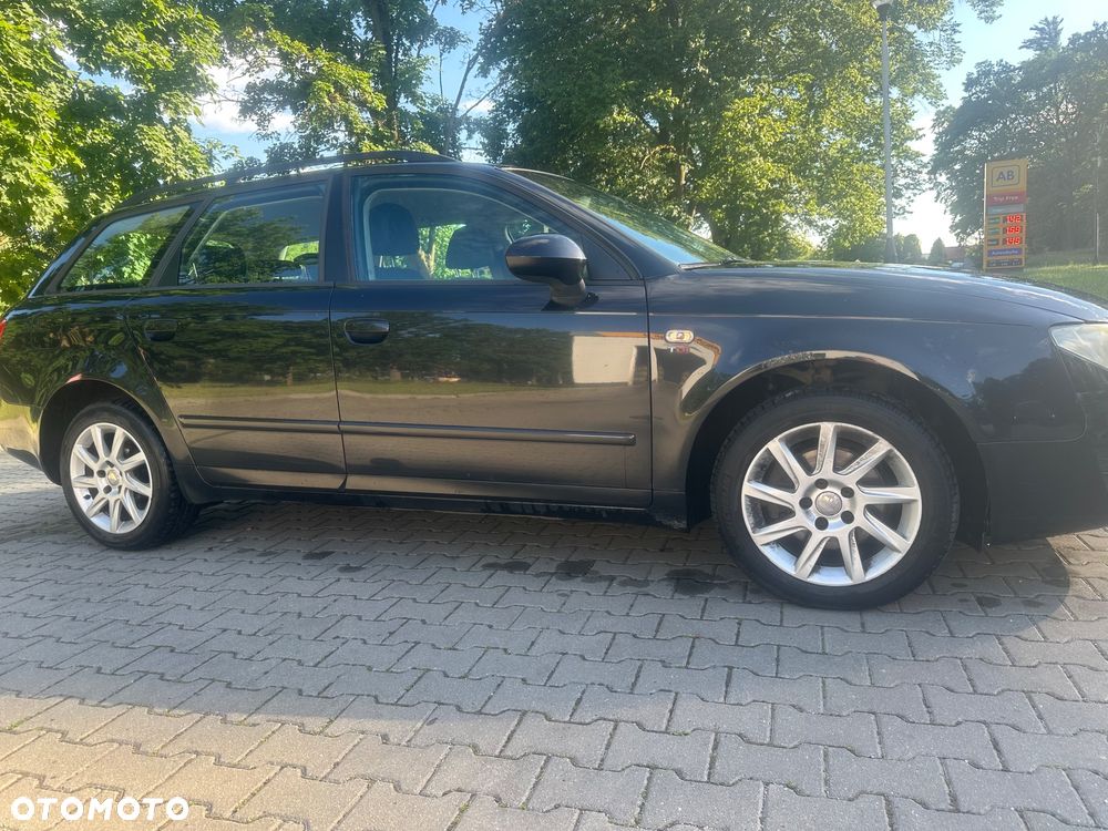 Seat Exeo 2.0 TDI DPF Style - 4