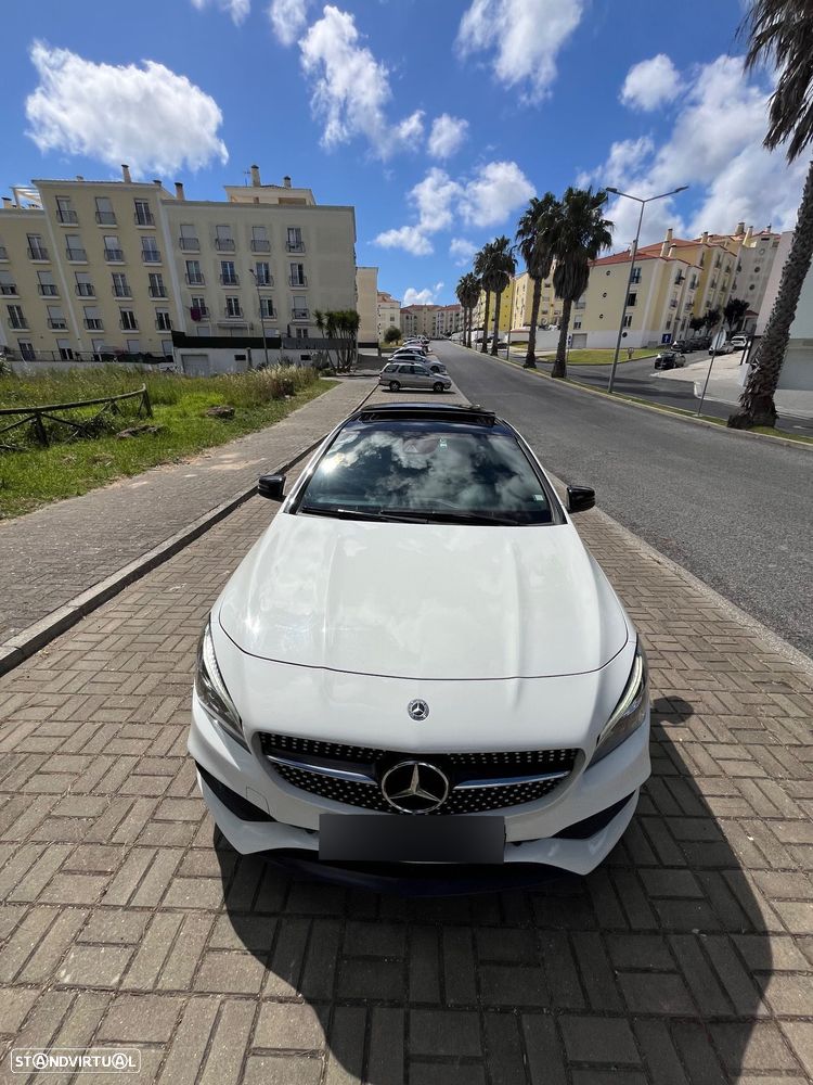 Mercedes-Benz CLA 180 d Shooting Brake AMG Line - 3