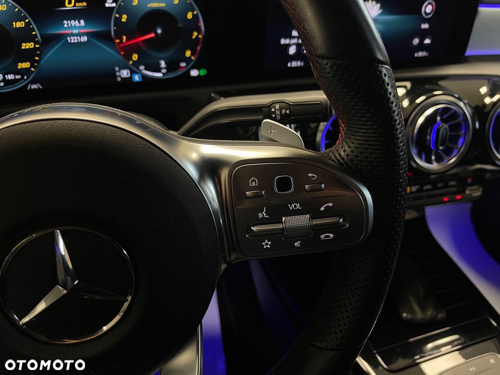 Mercedes-Benz CLA 200 AMG Line 7G-DCT - 21
