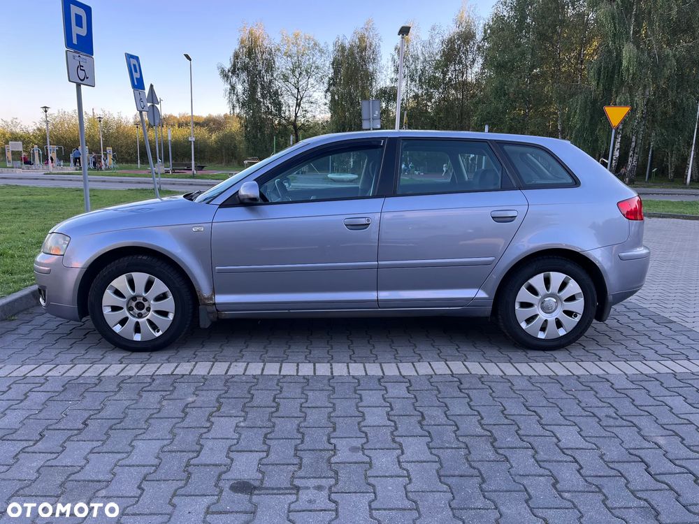 Audi A3 Sportback 2004 photo 2
