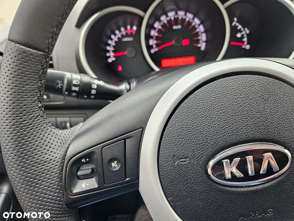 Kia Venga 1.6 CVVT ISG Spirit - 24