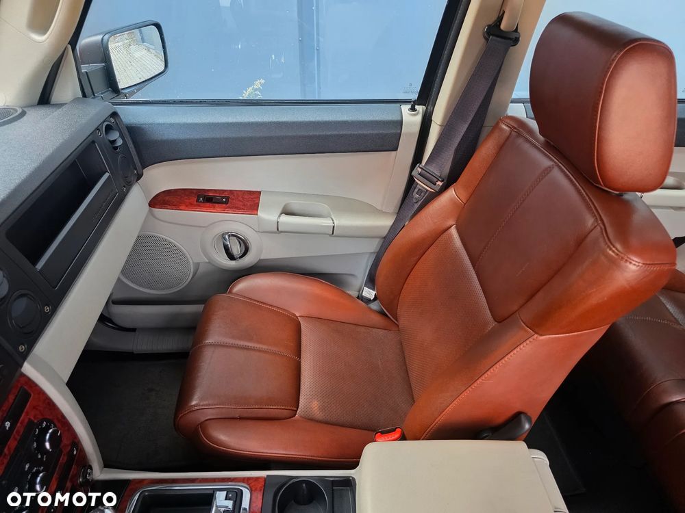 Jeep Commander 5.7 V8 Overland - 13