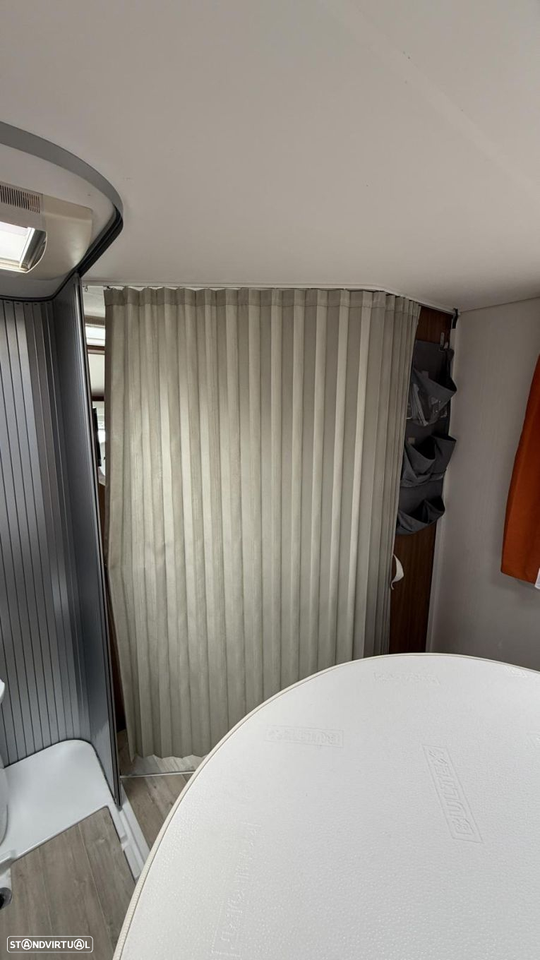 Pilote Essential P650 Cama Central - 40