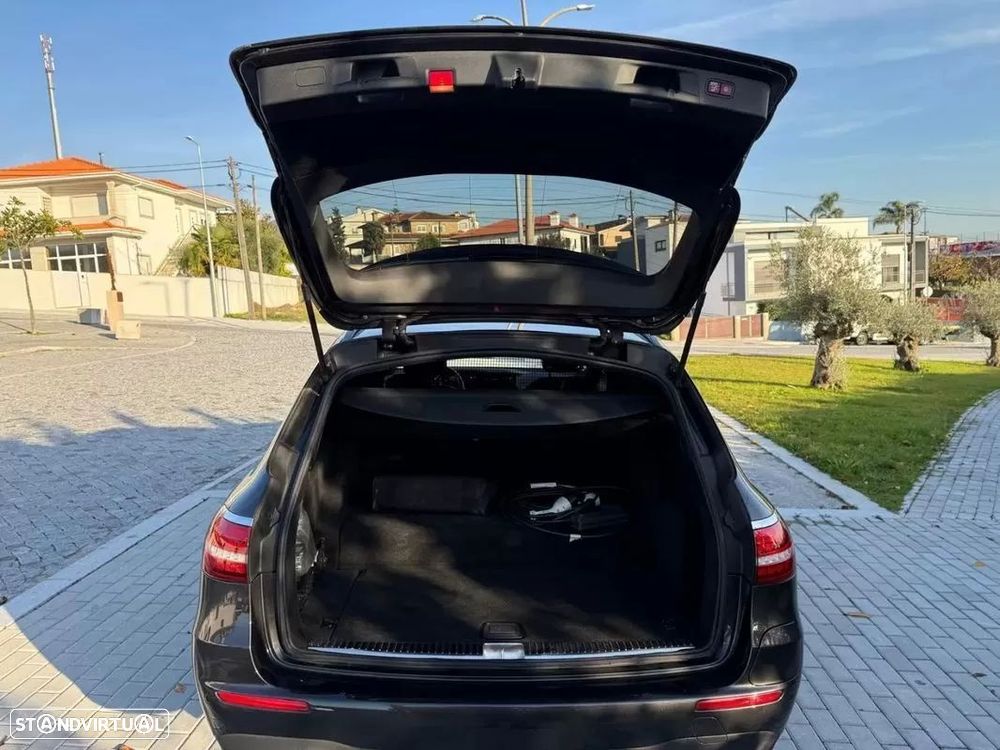 Mercedes-Benz E 300 de T 9G-TRONIC AMG Line - 8