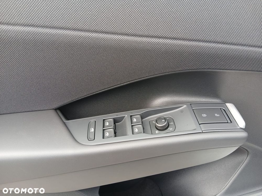 Volkswagen T-Roc 1.5 eTSI Life DSG - 20