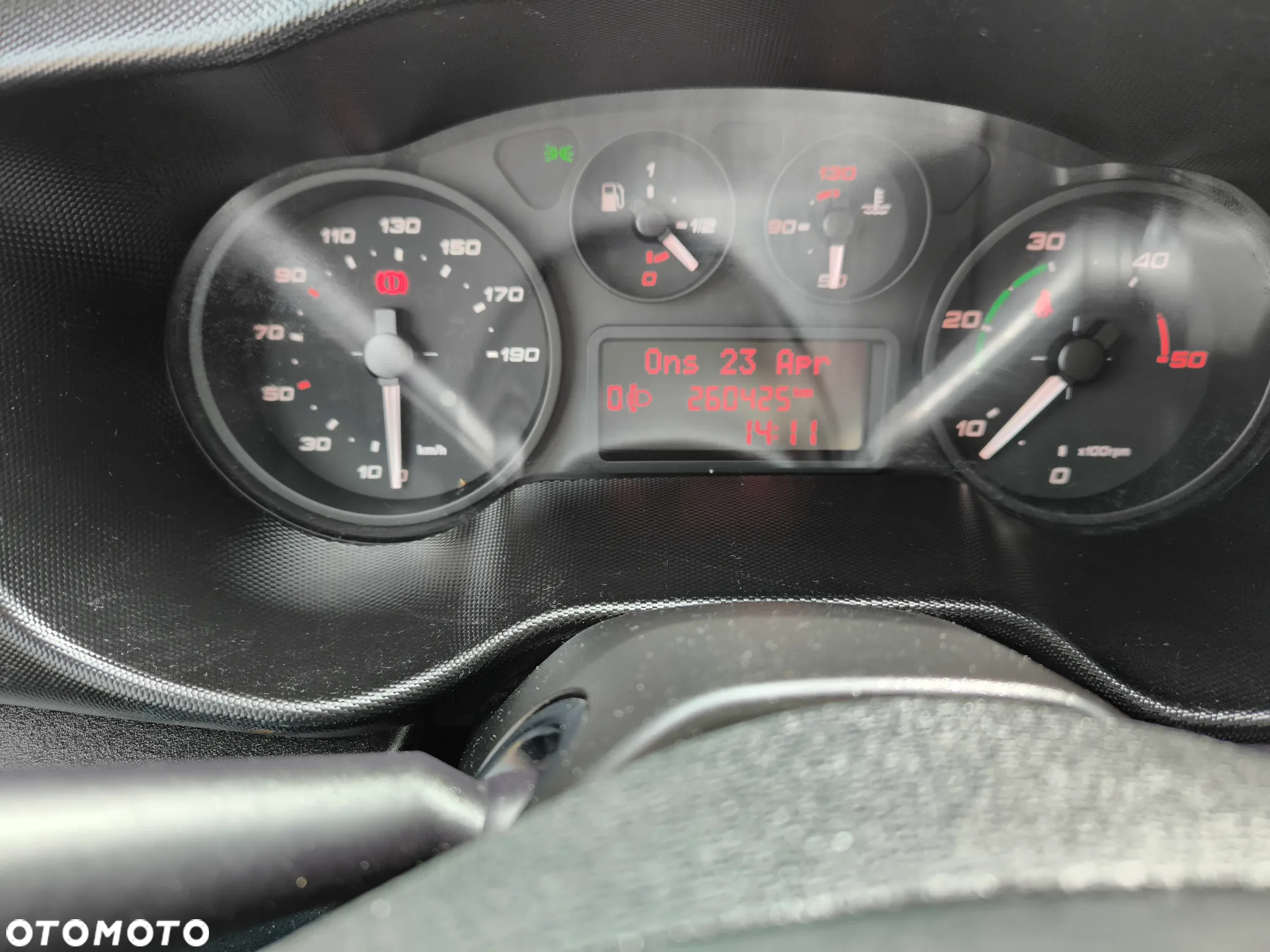 Iveco 35C17 Cena: 66500 zł netto Kontener Izoterma Klimatronic - 17