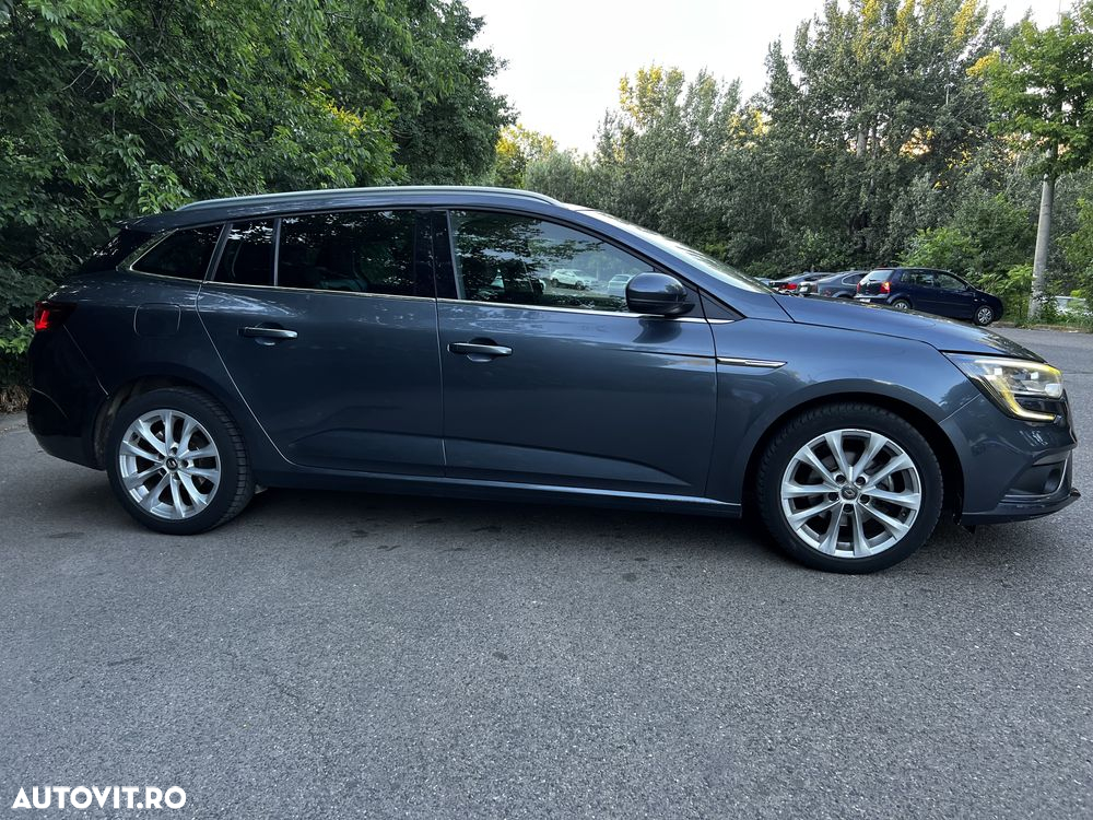 Renault Megane - 2