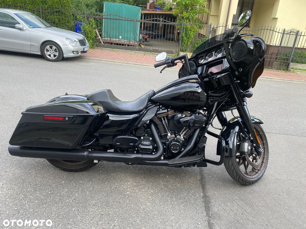 Harley-Davidson Touring Street Glide - 5