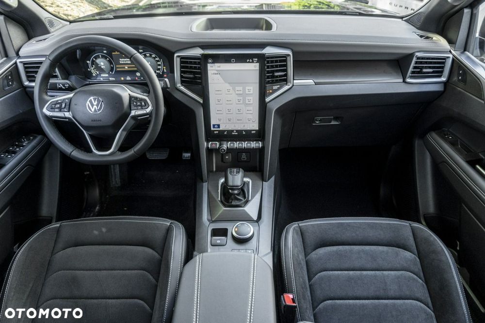 Volkswagen Amarok - 17