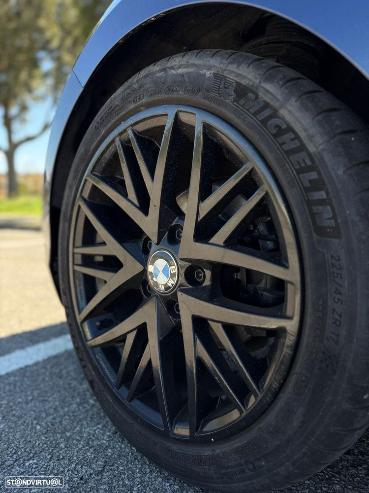 BMW 116 d Sport Line - 12