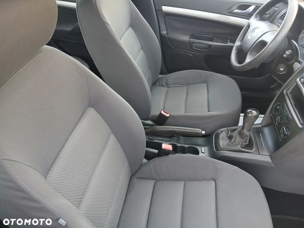 Skoda Octavia 1.6 Style - 25