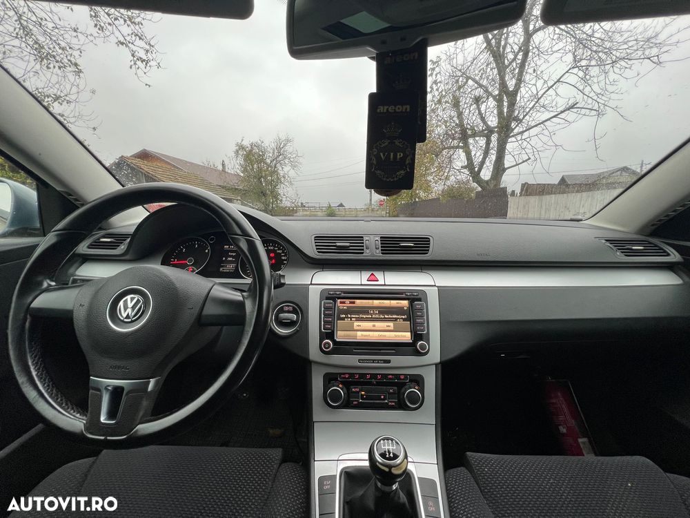 Volkswagen Passat Variant 1.6 TDI BlueMotion Technology Comfortline - 12