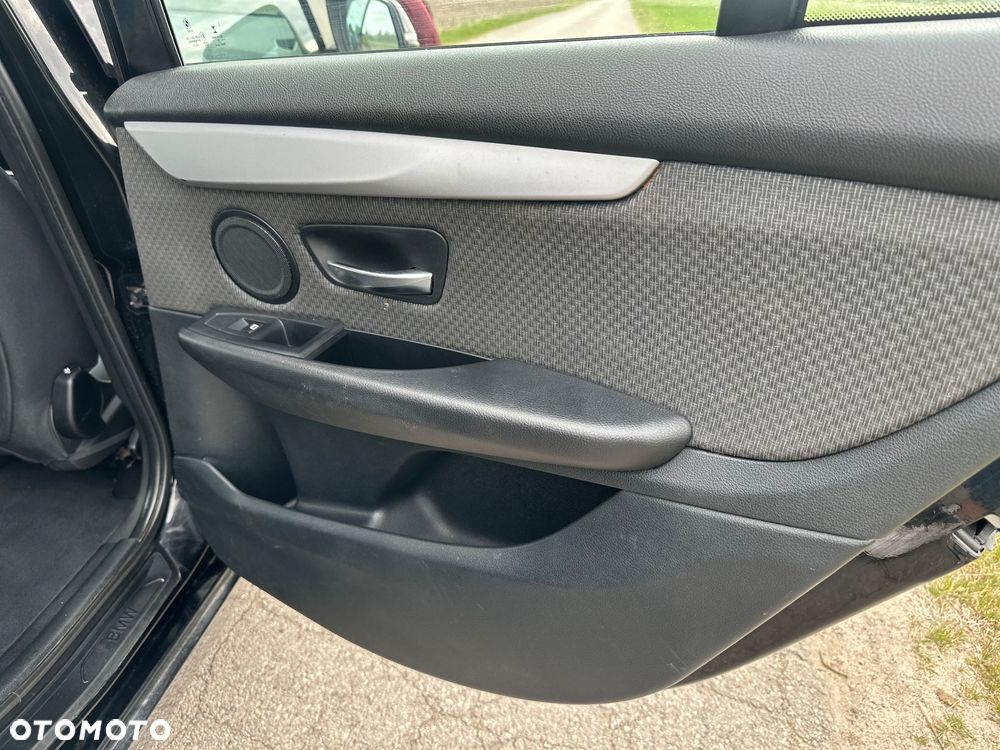 BMW Seria 2 218d Luxury Line - 28