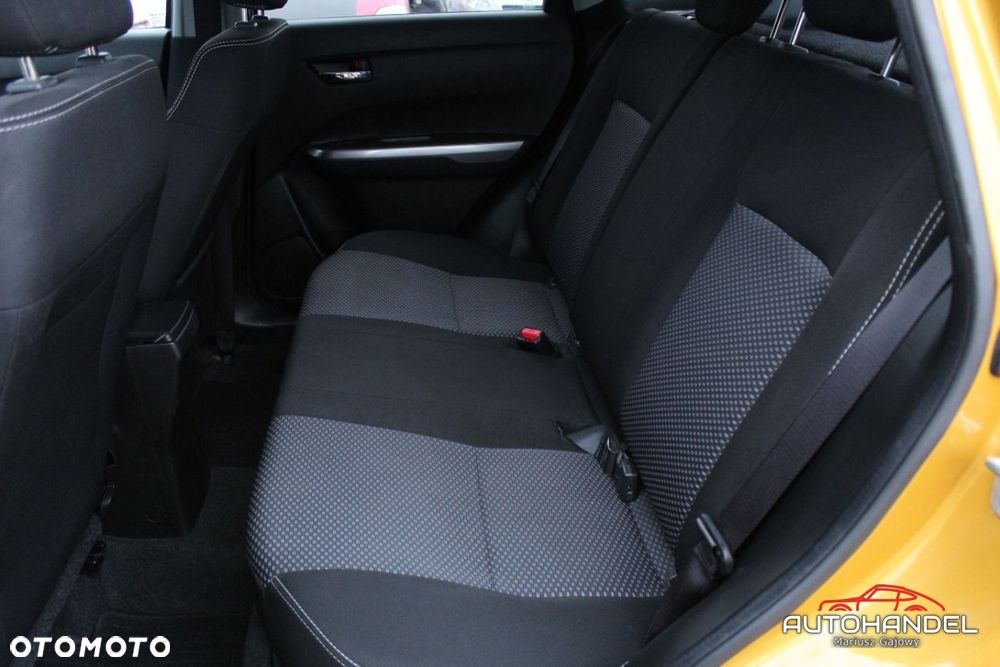 Suzuki Vitara - 22
