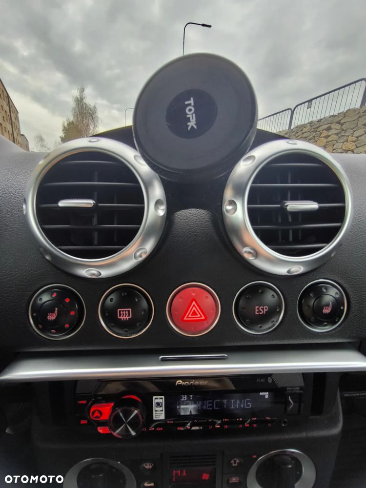 Audi TT Coupé 1.8T - 8