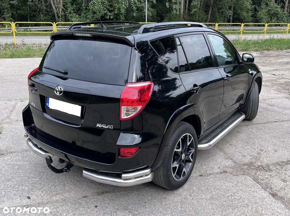 Toyota RAV4 - 5